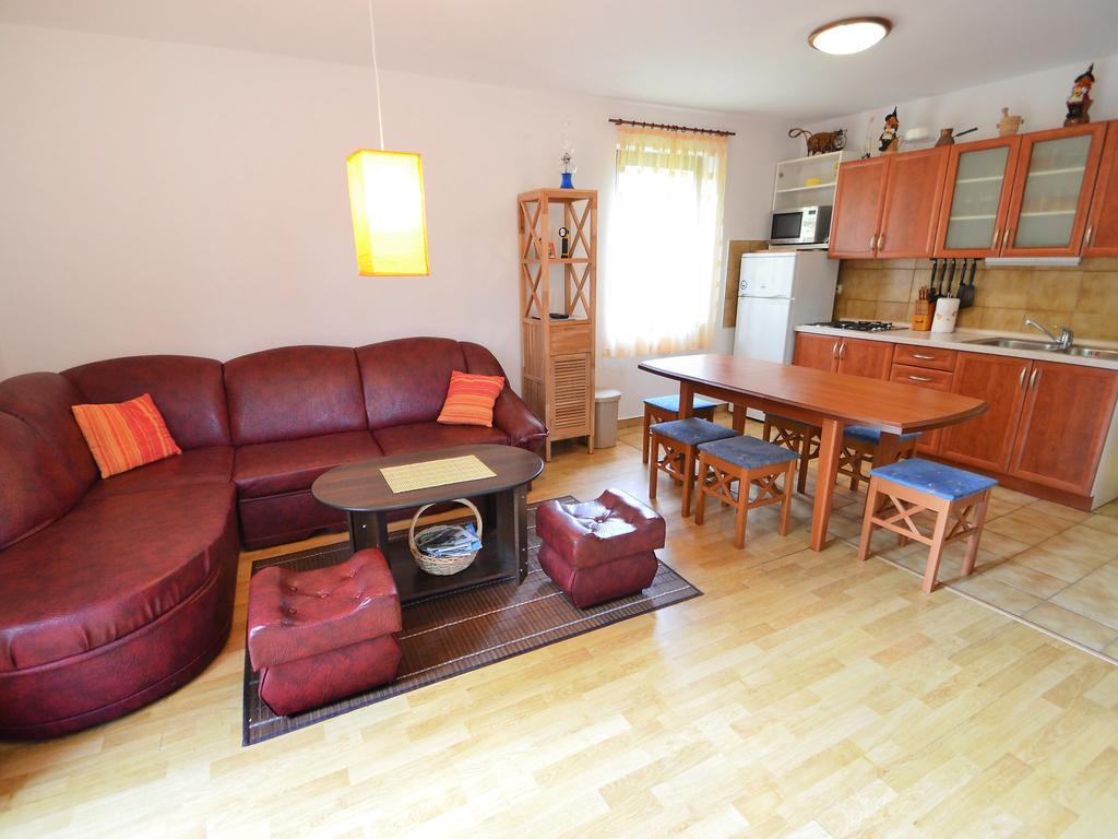 Holiday Home Coprnicka Hisa Skrad Экстерьер фото
